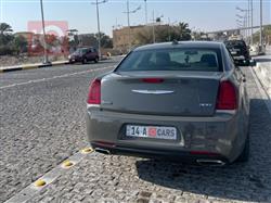کرایسلەر 300